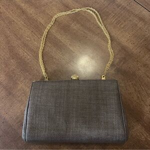 MM Linstraw Clutch w/ Chain Strap
